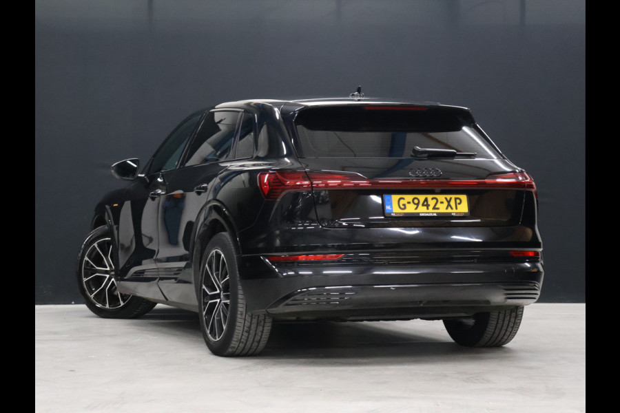 Audi e-tron e-tron 55 quattro advanced 95 kWh [TREKHAAK AFNEEMBAAR, APPLE CARPLAY, ANDROID, MEMORY SEATS, CAMERA, ADAPTIVE CRUISE, VOL LEDER, STOELVERWARMING, CLIMATE, NIEUWSTAAT]
