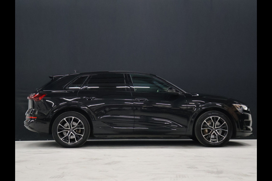 Audi e-tron e-tron 55 quattro advanced 95 kWh [TREKHAAK AFNEEMBAAR, APPLE CARPLAY, ANDROID, MEMORY SEATS, CAMERA, ADAPTIVE CRUISE, VOL LEDER, STOELVERWARMING, CLIMATE, NIEUWSTAAT]