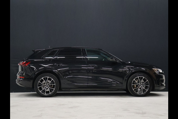 Audi e-tron e-tron 55 quattro advanced 95 kWh [TREKHAAK AFNEEMBAAR, APPLE CARPLAY, ANDROID, MEMORY SEATS, CAMERA, ADAPTIVE CRUISE, VOL LEDER, STOELVERWARMING, CLIMATE, NIEUWSTAAT]
