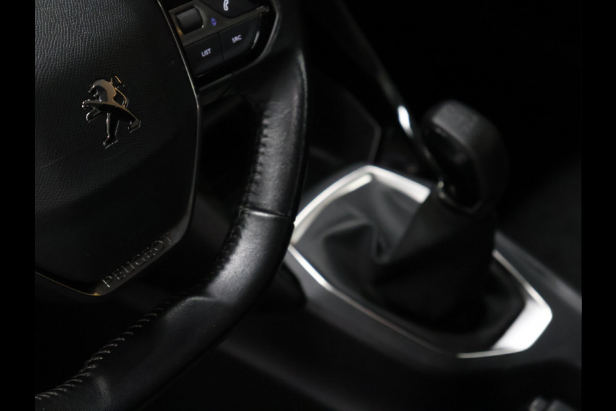 Peugeot 208 1.2 PureTech Active [CRUISE CONTROL, APPLE CARPLAY, ANDROID AUTO, RIJSTROOKSENSOR, AIRCONDITIONING, NAVIGATIE, NIEUWSTAAT]
