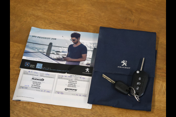 Peugeot 208 1.2 PureTech Active [CRUISE CONTROL, APPLE CARPLAY, ANDROID AUTO, RIJSTROOKSENSOR, AIRCONDITIONING, NAVIGATIE, NIEUWSTAAT]