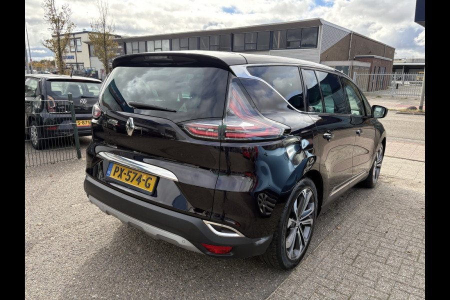 Renault Espace 1.6 dCi Initiale Paris 7 persoons Renault Espace 1.6 dCi Initiale Paris 7 persoons