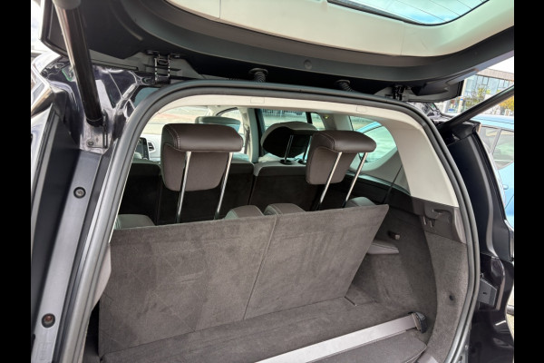 Renault Espace 1.6 dCi Initiale Paris 7 persoons Renault Espace 1.6 dCi Initiale Paris 7 persoons