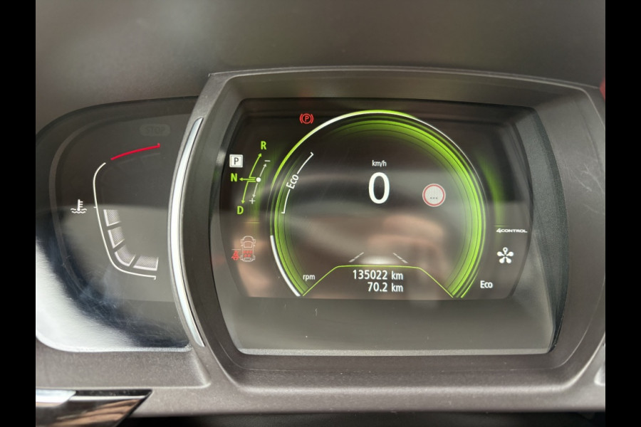 Renault Espace 1.6 dCi Initiale Paris 7 persoons Renault Espace 1.6 dCi Initiale Paris 7 persoons
