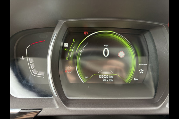 Renault Espace 1.6 dCi Initiale Paris 7 persoons Renault Espace 1.6 dCi Initiale Paris 7 persoons