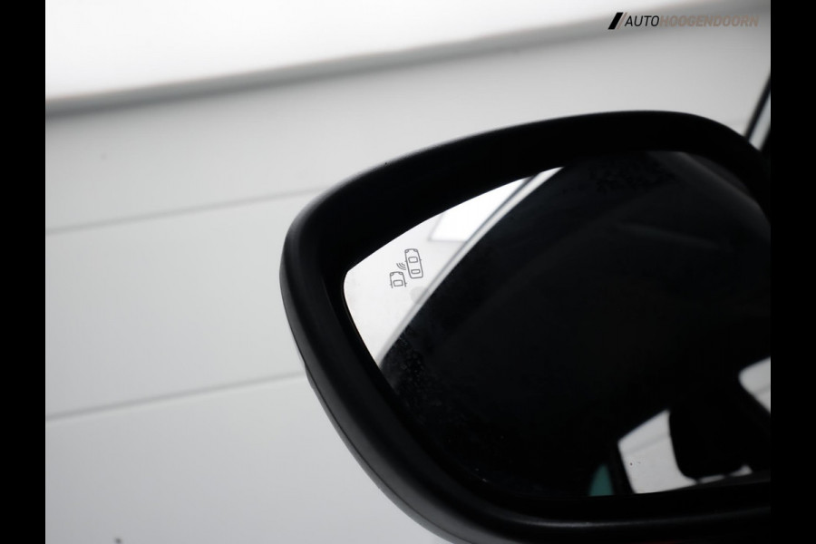 Opel Crossland 1.2 Turbo Elegance (APPLE CARPLAY,LED,DODEHOEK,CAMERA,PARKEERSENSOREN,COMFORT-STOELEN,NIEUWE APK,LM-VELGEN)