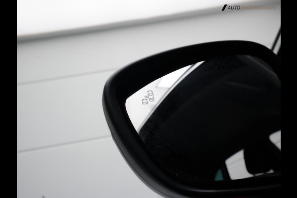 Opel Crossland 1.2 Turbo Elegance (APPLE CARPLAY,LED,DODEHOEK,CAMERA,PARKEERSENSOREN,COMFORT-STOELEN,NIEUWE APK,LM-VELGEN)