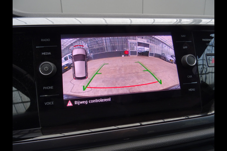 Volkswagen Polo 1.5 TSI Highline Business R * PANORAMADAK * VIRTUAL * CARPLAY !!