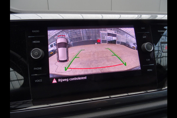 Volkswagen Polo 1.5 TSI Highline Business R * PANORAMADAK * VIRTUAL * CARPLAY !!