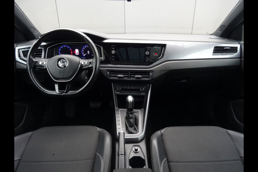 Volkswagen Polo 1.5 TSI Highline Business R * PANORAMADAK * VIRTUAL * CARPLAY !!