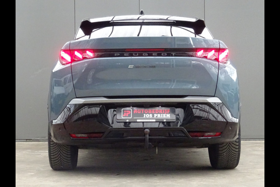 Peugeot E-3008 GT Avantage 210 73 kWh * WARMTEPOMP * 4 SEIZOENSBANDEN !! Peugeot E-3008 GT Avantage 210 73 kWh * WARMTEPOMP * 4 SEIZOENSBANDEN !!