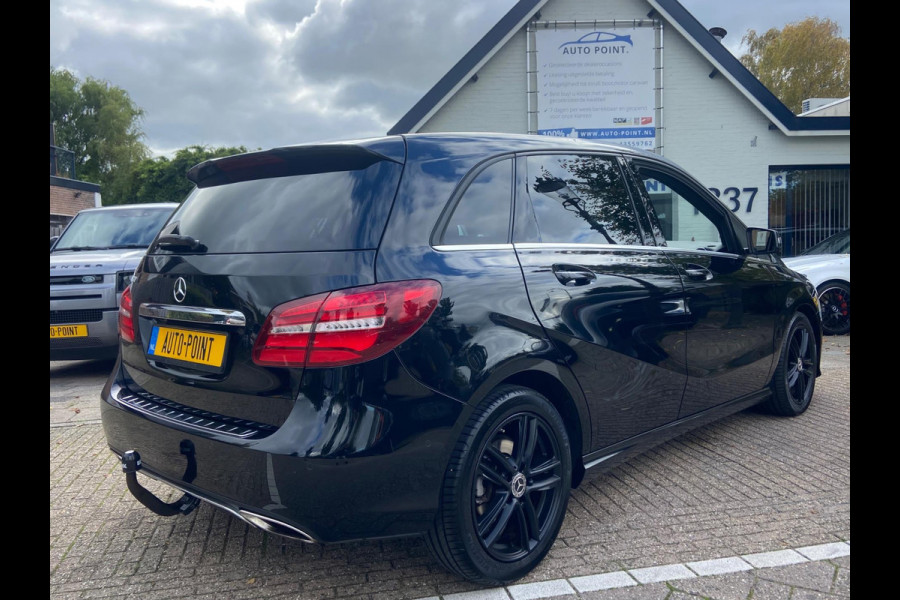 Mercedes-Benz B-Klasse 180 AUT7/SPORTSEATS/LEDER/KEYLESS/NAVI/PDC