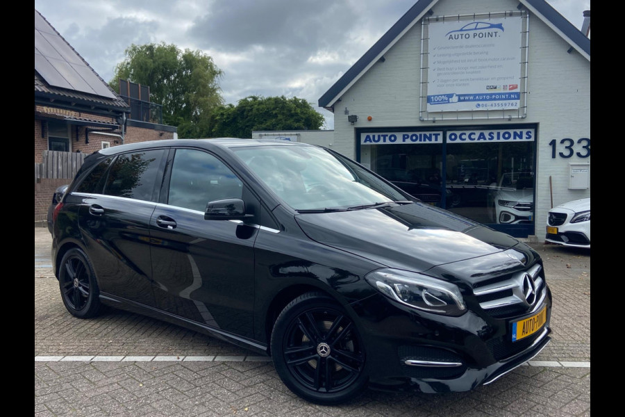 Mercedes-Benz B-Klasse 180 AUT7/SPORTSEATS/LEDER/KEYLESS/NAVI/PDC