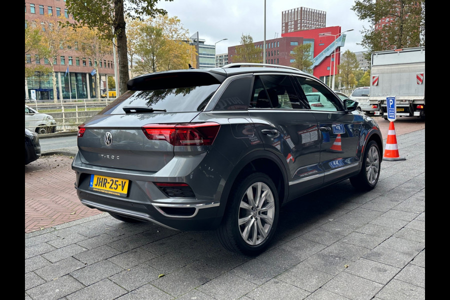 Volkswagen T-Roc 1.5 TSI Style Automaat Navi Clima Camera
