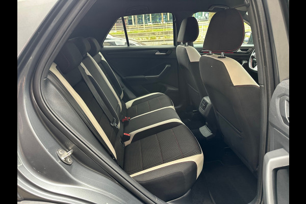 Volkswagen T-Roc 1.5 TSI Style Automaat Navi Clima Camera