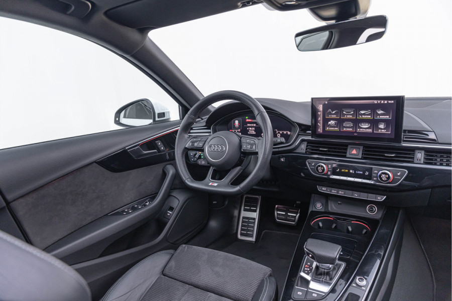 Audi A4 Avant 45 TDI 231pk Quattro S-line Pano Matrix Trekhaak ACC 19'' Audi A4 Avant 45 TDI 231pk Quattro S-line Pano Matrix Trekhaak ACC 19''
