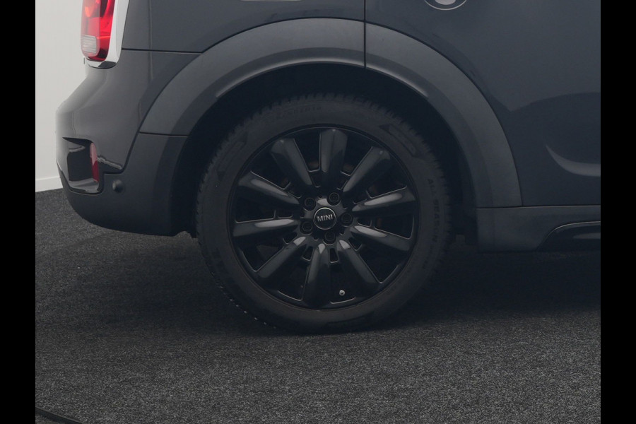 MINI Countryman 2.0 Cooper S E ALL4 Plug in Hybrid 225pk Dealer O.H. PHEV | Panodak | Adaptive Cruise | Head Up | harman & Kardon | Lederen Sportstoelen Verwarmd | Camera |  Apple Carplay | Navigatie | Virtual | DAB |