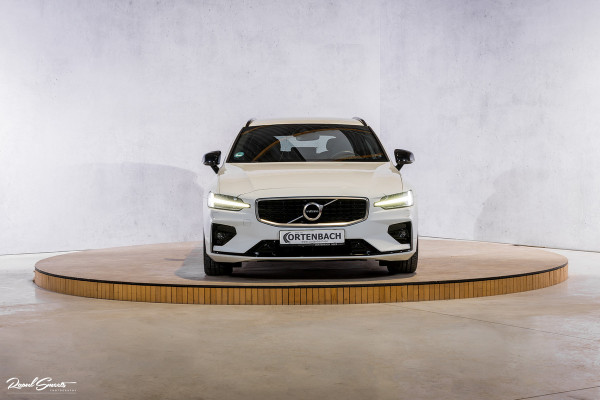 Volvo V60 2.0 T5 R-Design | Memory | Cruise control | Apple carplay |