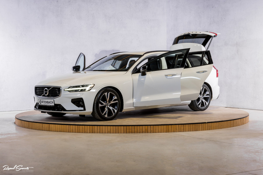 Volvo V60 2.0 T5 R-Design | Memory | Cruise control | Apple carplay |