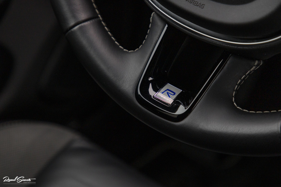 Volvo V60 2.0 T5 R-Design | Memory | Cruise control | Apple carplay |