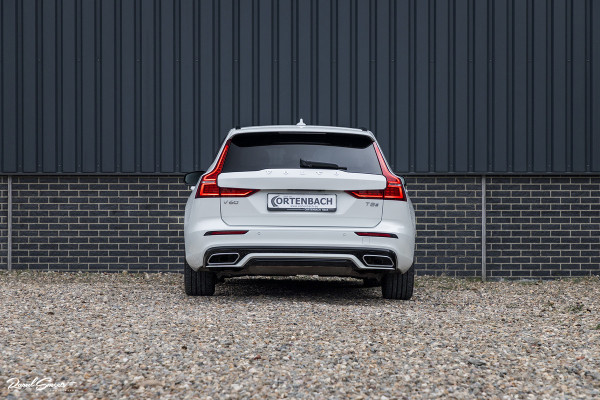Volvo V60 2.0 T5 R-Design | Memory | Cruise control | Apple carplay |