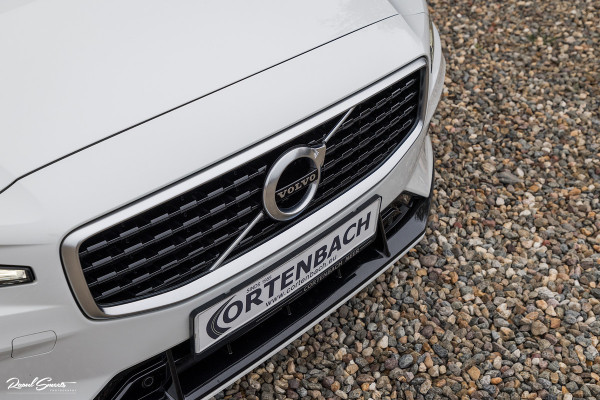 Volvo V60 2.0 T5 R-Design | Memory | Cruise control | Apple carplay |