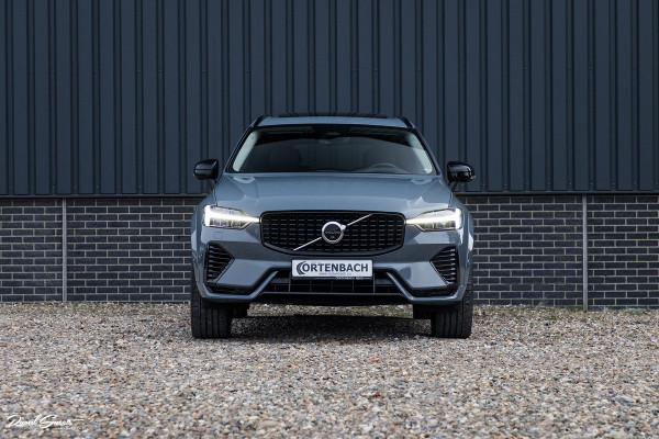 Volvo XC60 2.0 T8 Plug-in hybrid AWD Ultimate Dark | HEICO SPORTIV | Massage | Luchtvering | Panorama dak | Adaptieve cruise | 22 Inch |