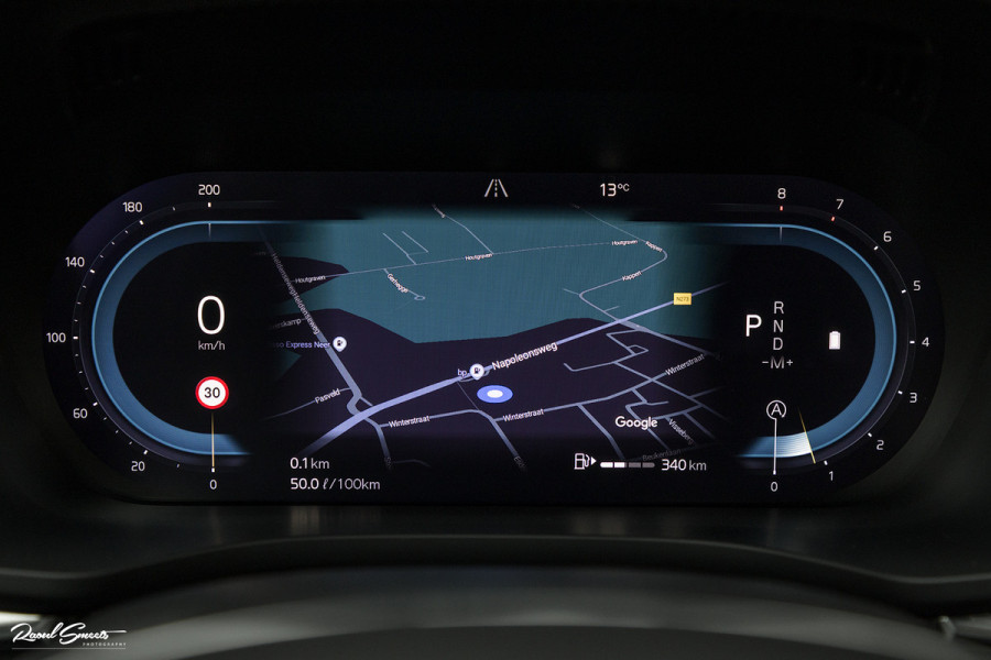 Volvo XC60 B5 Ultimate Dark | Luchtvering | Panorama dak | Harman Kardon | Adaptieve cruise |