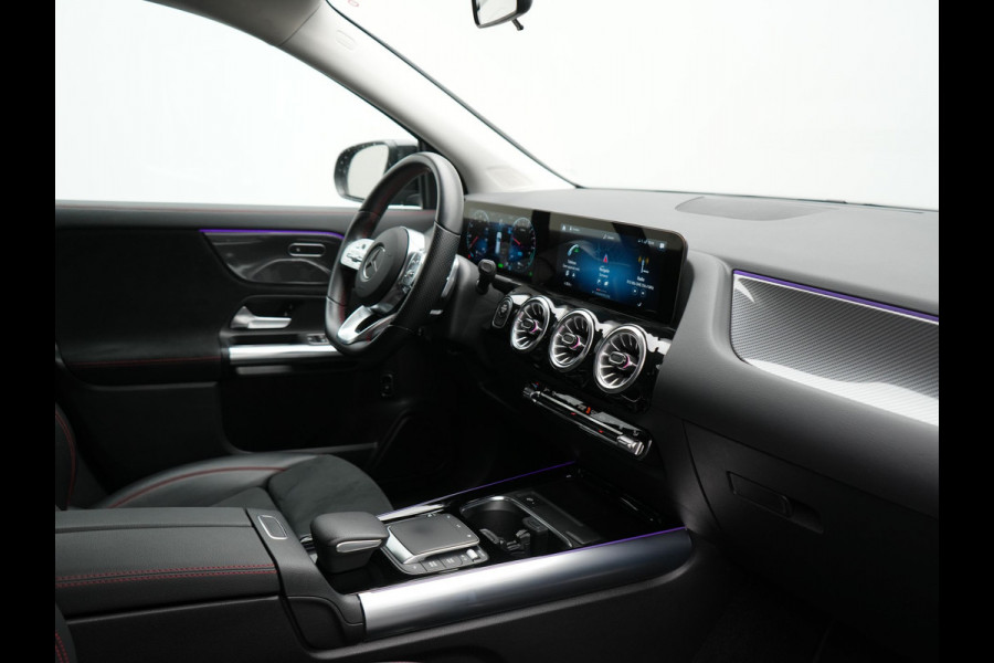 Mercedes-Benz GLA 250 e AMG Line Plug In Hybrid 225pk Dealer O.H PHEV | Cruise Control | Sfeerverlichting | Alcantara Sportstoelen Verwarmd | Lane Assist | Navigatie | Virtual | DAB | Mercedes-Benz GLA 250 e AMG Line Plug In Hybrid 225pk Dealer O.H PHEV | Cruise Control | Sfeerverlichting | Alcantara Sportstoelen Verwarmd | Lane Assist | Navigatie | Virtual | DAB |