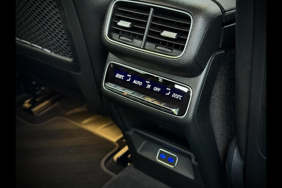 Mercedes-Benz GLE 400 e 4MATIC AMG Panoramadak|Burmester®|Camera 360°|Keyless|Head-up|Luchtvering|Stuurverw. Mercedes-Benz GLE 400 e 4MATIC AMG Panoramadak|Burmester®|Camera 360°|Keyless|Head-up|Luchtvering|Stuurverw.
