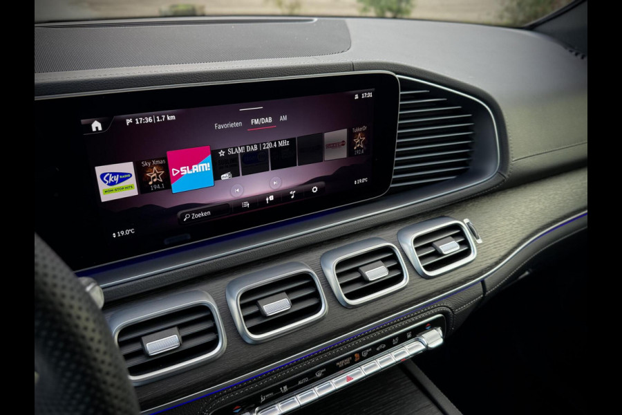 Mercedes-Benz GLE 400 e 4MATIC AMG Panoramadak|Burmester®|Camera 360°|Keyless|Head-up|Luchtvering|Stuurverw. Mercedes-Benz GLE 400 e 4MATIC AMG Panoramadak|Burmester®|Camera 360°|Keyless|Head-up|Luchtvering|Stuurverw.