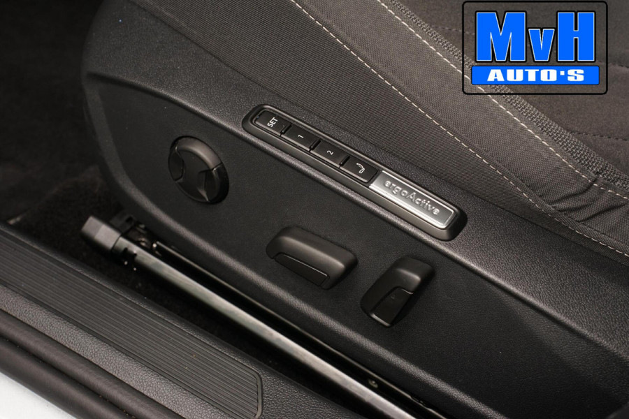 Volkswagen Golf 1.5 TSI Life Business|SPORTSTOELEN|TREKHAAK