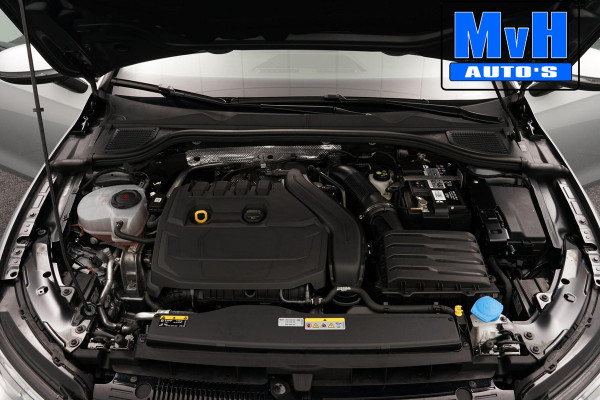 Volkswagen Golf 1.5 TSI Life Business|SPORTSTOELEN|TREKHAAK