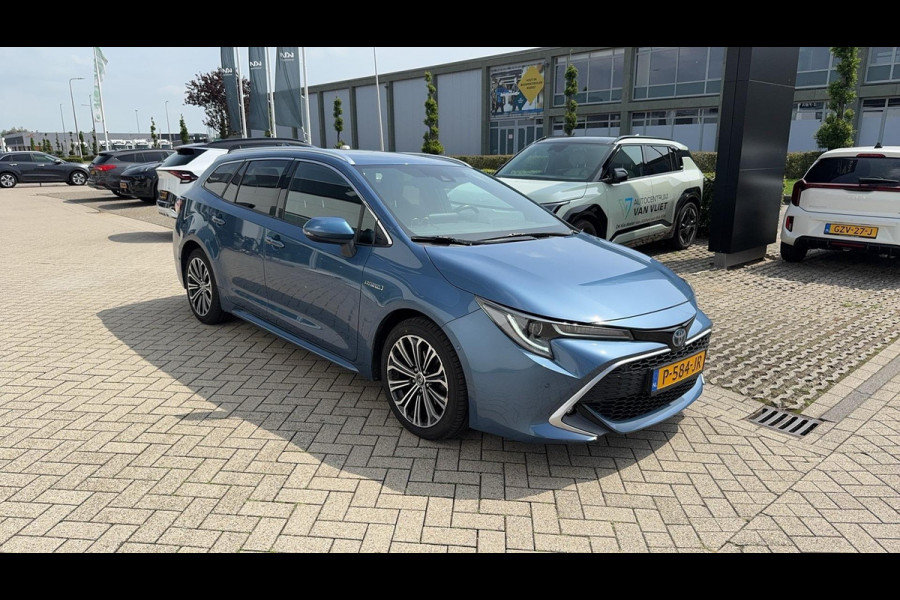 Toyota Corolla Touring Sports 1.8 Hybrid Executive | Trekhaak | Stoel verwarming|