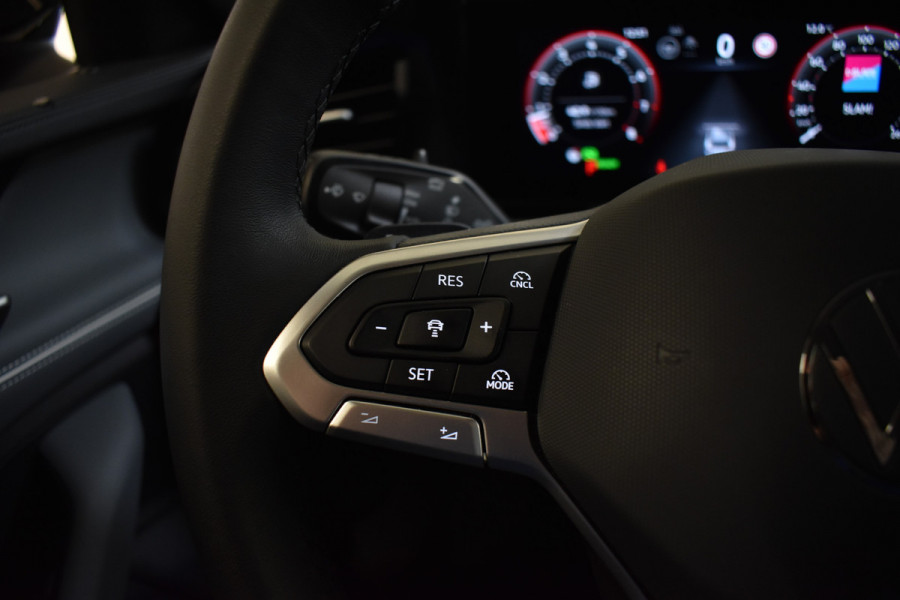 Volkswagen Passat Variant 1.5 eTSI 150PK DSG BUSINESS 360-CAMERA/ALCANTARA/TREKHAAK