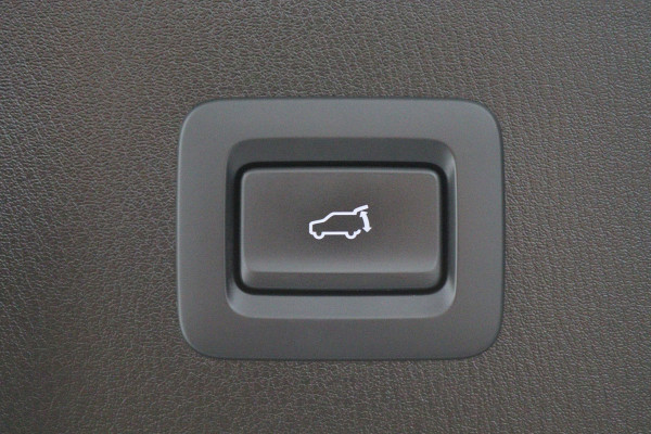 Mazda CX-5 2.0 e-SkyActiv-G M 165 Advantage 360° Camera, Head-Up, Cruise, Verwarmd Stuurwiel, Apple Carplay, 19''