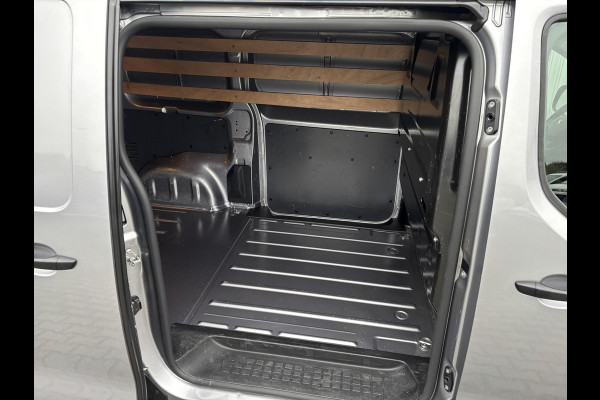 Peugeot Expert 1.5 BlueHDI 100 Standard Premium*ECC*NAVI*CRUISE*