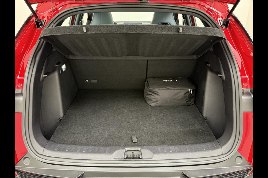 BYD ATTO 3 Comfort 60 kWh INCL. FABR. GARANTIE T/M 2029 | AANDRIJFLIJN EN ACCU ZELFS T/M 2031