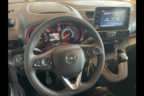 Opel Combo Tour 1.2 Turbo L1H1 Edition Airco - Cruise control - Parkeer sensoren achter - MF stuurwiel -  Apple carplay/Android auto - Bluetooth - Zijschuifdeur L+R Opel Combo Tour 1.2 Turbo L1H1 Edition Airco - Cruise control - Parkeer sensoren achter - MF stuurwiel -  Apple carplay/Android auto - Bluetooth - Zijschuifdeur L+R