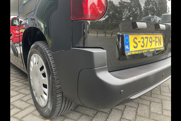Opel Combo Tour 1.2 Turbo L1H1 Edition Airco - Cruise control - Parkeer sensoren achter - MF stuurwiel -  Apple carplay/Android auto - Bluetooth - Zijschuifdeur L+R Opel Combo Tour 1.2 Turbo L1H1 Edition Airco - Cruise control - Parkeer sensoren achter - MF stuurwiel -  Apple carplay/Android auto - Bluetooth - Zijschuifdeur L+R