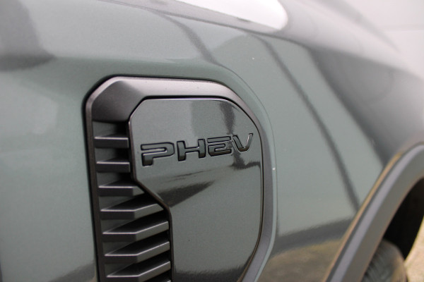 Ford Ranger 2.3 Double Cab PHEV Wildtrak | Voorraad Nieuw! | B&O | Trekhaak | Elektr. Rolhoes | BLIS | Adaptieve cruise Ford Ranger 2.3 Double Cab PHEV Wildtrak | Voorraad Nieuw! | B&O | Trekhaak | Elektr. Rolhoes | BLIS | Adaptieve cruise