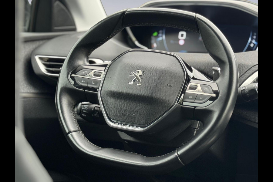 Peugeot 5008 1.6 PureTech 181 pk GT-Line, 7 persoons, achteruitrijcamera ,parelmoer, navigatie, trekhaak