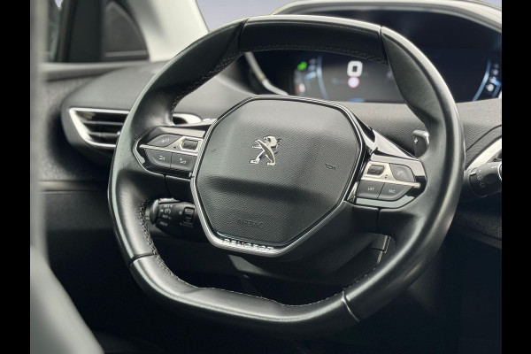 Peugeot 5008 1.6 PureTech 181 pk GT-Line, 7 persoons, achteruitrijcamera ,parelmoer, navigatie, trekhaak