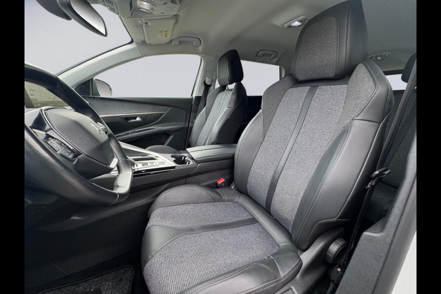 Peugeot 5008 1.6 PureTech 181 pk GT-Line, 7 persoons, achteruitrijcamera ,parelmoer, navigatie, trekhaak