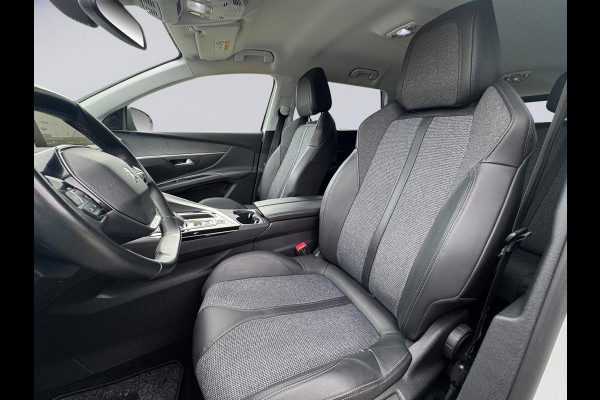 Peugeot 5008 1.6 PureTech 181 pk GT-Line, 7 persoons, achteruitrijcamera ,parelmoer, navigatie, trekhaak
