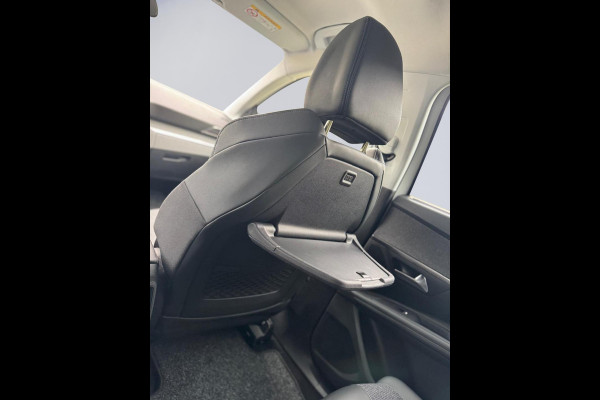Peugeot 5008 1.6 PureTech 181 pk GT-Line, 7 persoons, achteruitrijcamera ,parelmoer, navigatie, trekhaak