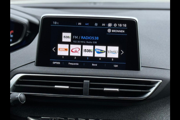 Peugeot 5008 1.6 PureTech 181 pk GT-Line, 7 persoons, achteruitrijcamera ,parelmoer, navigatie, trekhaak