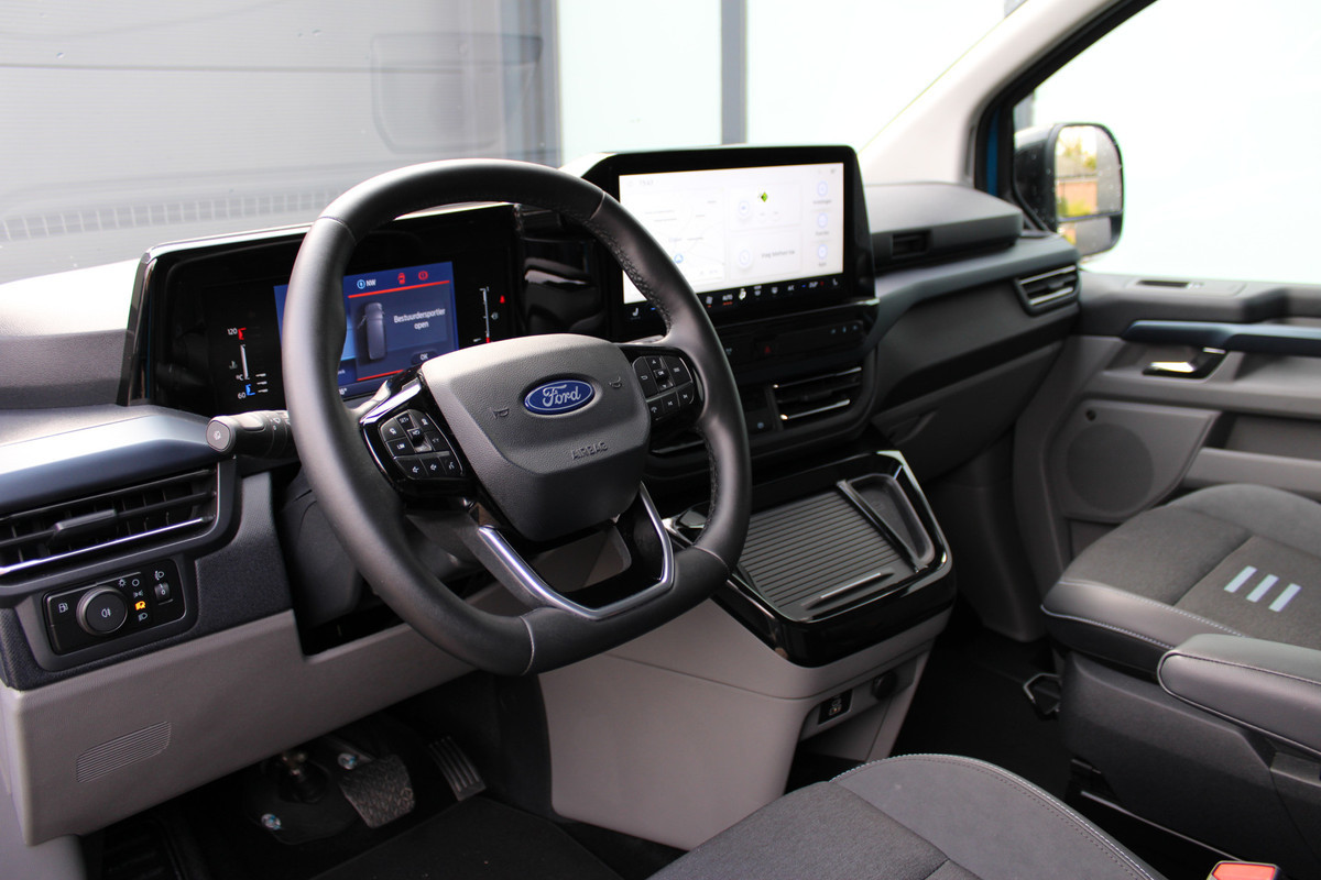 Ford Tourneo Custom 2.5 PHEV Active | Full Options | Panoramadak | Trekhaak | Led | B&O | BLIS Ford Tourneo Custom 2.5 PHEV Active | Full Options | Panoramadak | Trekhaak | Led | B&O | BLIS