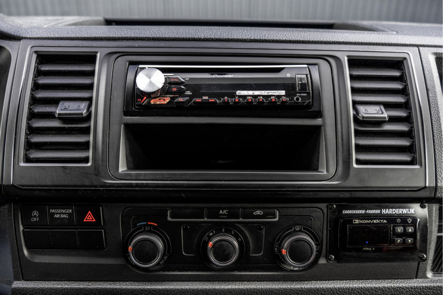 Volkswagen Transporter T5 2.0 TDI L1H1 | Koelwagen | Dag en nachtkoeling | 3-Zits | Cruise | Airco | Euro 6 Volkswagen Transporter T5 2.0 TDI L1H1 | Koelwagen | Dag en nachtkoeling | 3-Zits | Cruise | Airco | Euro 6