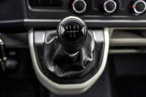 Volkswagen Transporter T5 2.0 TDI L1H1 | Koelwagen | Dag en nachtkoeling | 3-Zits | Cruise | Airco | Euro 6 Volkswagen Transporter T5 2.0 TDI L1H1 | Koelwagen | Dag en nachtkoeling | 3-Zits | Cruise | Airco | Euro 6